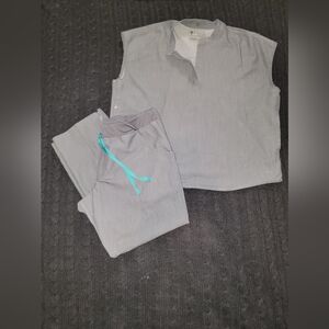 Gray Scrub Set with Teal Drawstring